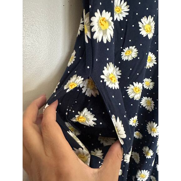Zennilo Daisy Floral Navy Dress L Pockets New - Picture 5 of 5